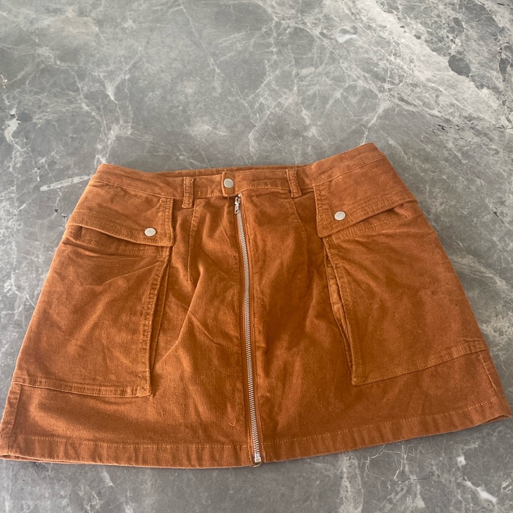 Stylish Tan Skirt with Front Zipper